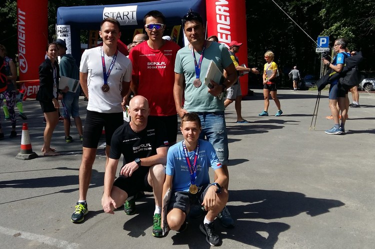 images/rok_2017/skipol_team_pieszyce_vexa_2017.jpg nartorolki
